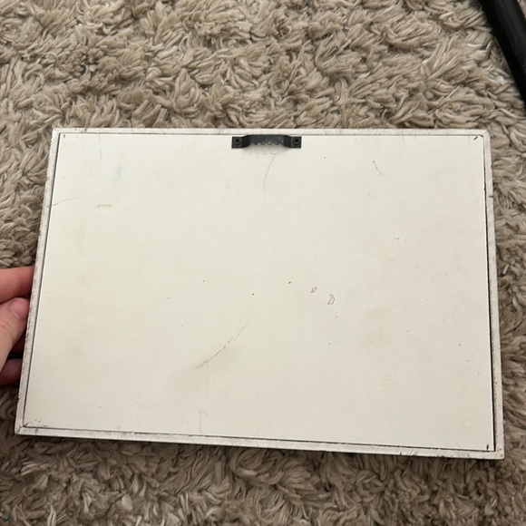 decor - Picture 2 of 2